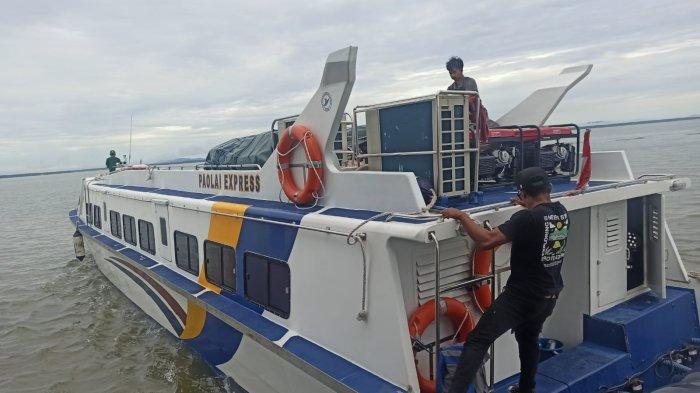 Speedboat reguler yang bertolak dari Pelabuhan PLBL Liem Hie Djung Nunukan, Jumat (24/06/2022), pagi.