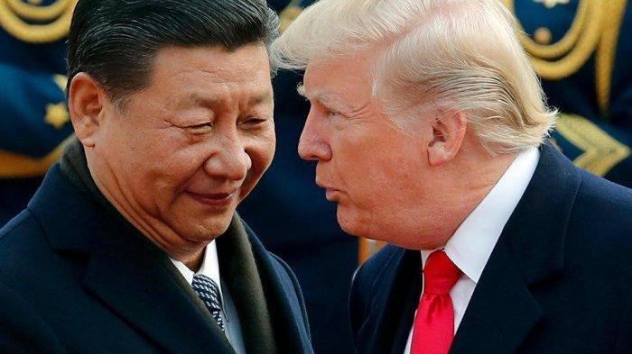 Presiden China Xi Jinping (kiri) dan Presiden Amerika Serikat Donald Trump (kanan)
