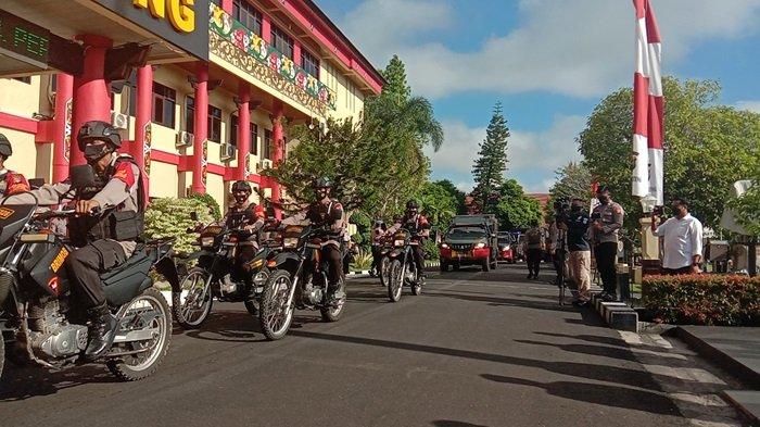 Personel Polda Kalteng, TNI, Satpol PP dan lainnya yang bertugas melakukan penyekatan di perbatasan Kalteng-Kalsel dan Kalteng-Kalbar dilepas Wakil Gubernur Kalteng H Edy Pratowo untuk pengetatan perbatasan