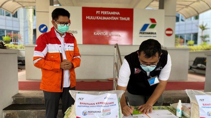 PT Pertamina Hulu Kalimantan Tmur (PHKT) memberikan bantuan berupa Food Truck dan sembako kepada para korban bencana melalui Yayasan Aksi Cepat Tanggap (ACT) Kaltim.
