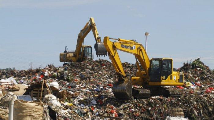 PENGOLAHAN - Suasana penumpukan sampah di TPA Manggar, Kota Balikpapan, Kalimantan Timur yang bisa dimanfaatkan untuk meningkatkan potensi PAD Kota Balikpapan. TRIBUNKALTIM.CO/DWI ARDIANTO