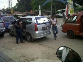 Sopir Plat Hitam & Kuning Rebutan Penumpang di Terminal Lempake, Dishub: Asal Jangan Bikin Keributan