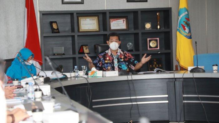 Wakil Gubernur Kaltara Yansen Tipa Padan memimpin rapat teknis pembahasan potensi dan prospek ekspor hasil pertanian Kaltara yang diinisiasi Dinas Pertanian dan Ketahanan Pangan Kaltara