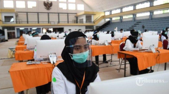 Peserta seleksi kompetisi bidang (SKB) bagi CPNS Pemkot Surabaya Selasa 22 September 2020 - Simak jadwal pengumuman CPNS 2021 beserta cara cek hasil seleksi administrasi.