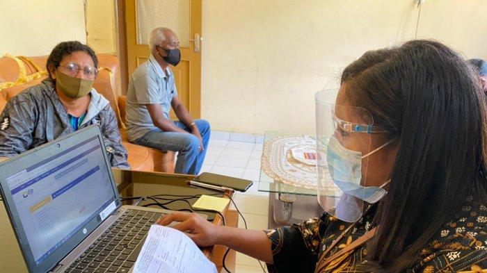 Kantor Pelayanan Pajak (KPP) Pratama Kupang mengadakan asistensi pelaporan SPT Tahunan melalui e-Filing bagi para aparatur sipil negara (ASN) di Dinas Lingkungan Hidup dan Kebersihan (DLHK) Kota Kupang pada Selasa (23/3/2021).
