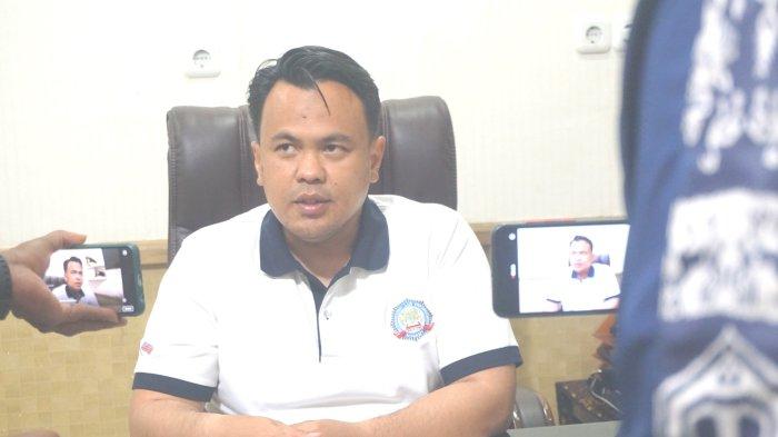 Kapolres Ende, AKBP Andre Librian, saat memberi keterangan tentang dugaan kasus dugaan peredaran narkoba yang melibatkan oknum mahasiswa, di ruang kerjanya, Jumat 10 Juni 2022.