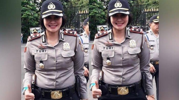 Nama Kompol Yuni Purwanti, Kapolsek Astana Anyar, kini menjadi sorotan setelah ditangkap Propam Mabes Polri dan Propam Polda Jabar. Kompol Yuni diduga terlibat kasus narkoba bersama 11 anggota lainnya. Padahal selama ini Kompol Yuni biasa memberantas kasus narkoba dengan menangkapi pelakunya.