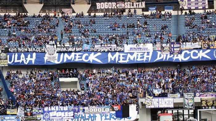 Tribun selatan Stadion GBLA