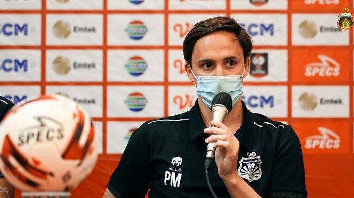 Paul Munster pelatih Bhayangkara Solo FC meminta pemainnya untuk fokus hadapi Persija Jakarta