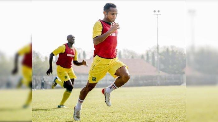 Foto Istimewa
Pemain Persebaya Surabaya saat berlatih di Stadion Jenggolo, Kabupaten Sidoarjo.