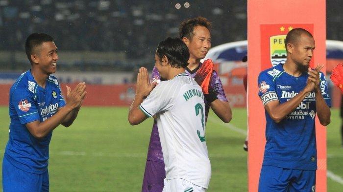 Laga Persib Bandung vs PSS Sleman.