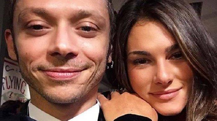 Valetino Rossi dan Francesca Sofia Novello