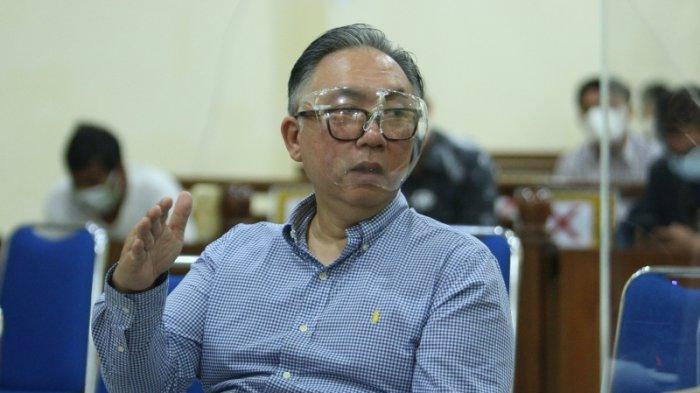 Direktur PT Sorento Nusantara Budi Winarto menghadiri sidang lanjutan perkara dugaan gratifikasi di PN Tanjungkarang, Bandar Lampung, Kamis (28/1/2021).