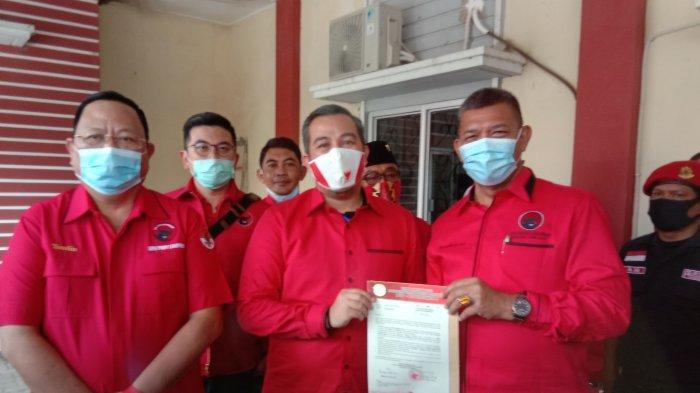 PDI Perjuangan memberikan merekomendasi kepada Dendi Ramadhona-Marzuki di Pesawaran.