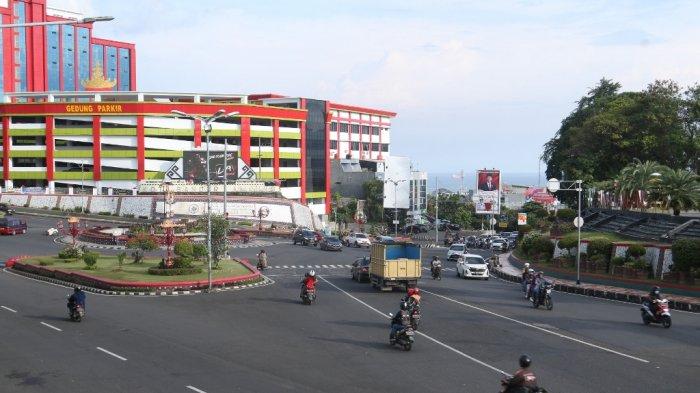 Suasana Jalan Diponegoro, Telukbetung Utara, Bandar Lampung, Selasa (7/9/2021).