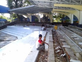 Pasar Seni Enggal: Atap Tribun Baru Dipasang Kini Sudah Bocor