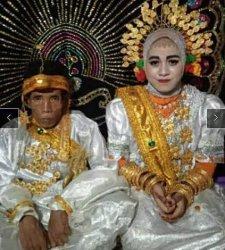 Heboh Kakek 58 Tahun di Bone Nikahi Gadis Cantik Umur 19 Tahun, Uang Panai Rp 10 Juta