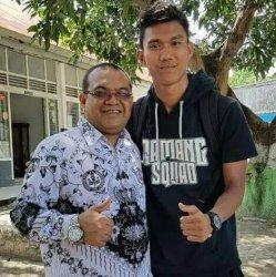 Guru Hilmansyah di SMAN 2 Jeneponto Prediksi PSM Menang 2-1 Lawan PSS Sleman