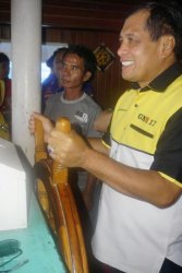 Begini Gaya NH, Nakhoda KM Anugrah Jaya Saat ke Pulau Sabutung