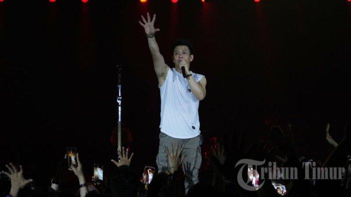 Aril Noah menyapa penggemarnya lewat konser bertema