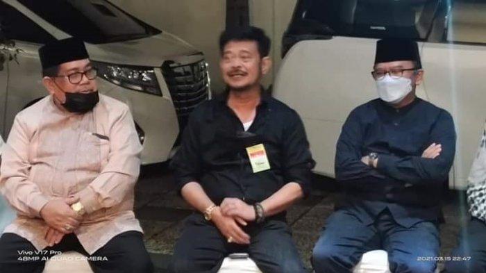 perayaan HUT SYL bersama koleganya di pemerintah provinsi Sulsel