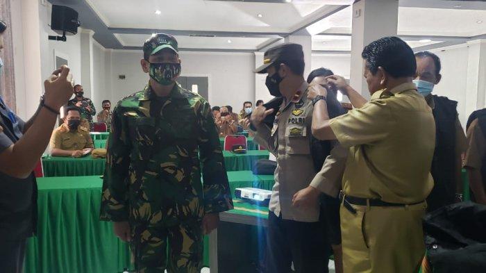 Pembentukan TIM PORA baik di tingkat pusat maupun daerah dilakukan agar pengawasan terhadap orang asing dapat terkoordinir.