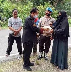 Cerita Relawan Pinrang Antar Bantuan di Desa Terisolir Ulumanda Pascagempa Sulbar