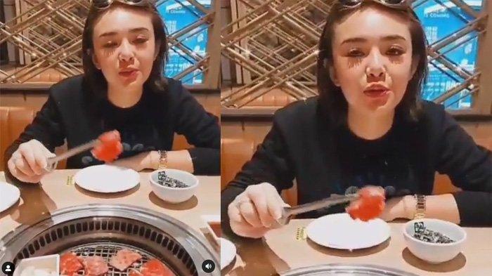 Amanda Manopo saat makan