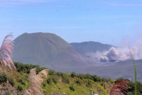 Abu Vulkanik Gunung Lokon Sampai ke Warembungan