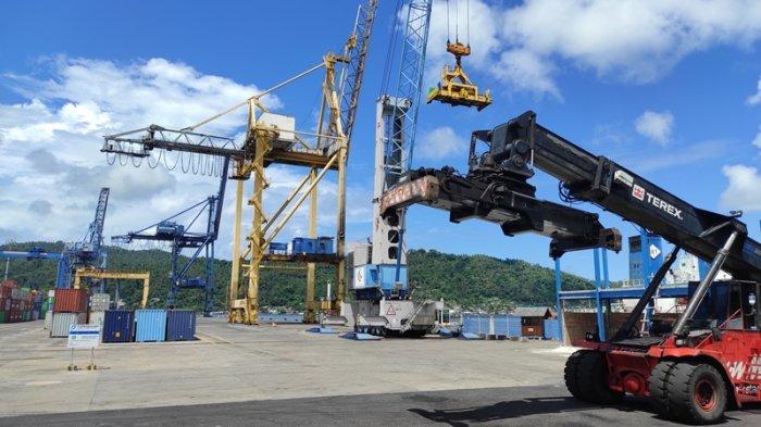 Pelabuhan Peti Kemas Bitung jadi pintu masuk keluar logistik, termasuk ekspor impor Sulawesi Utara