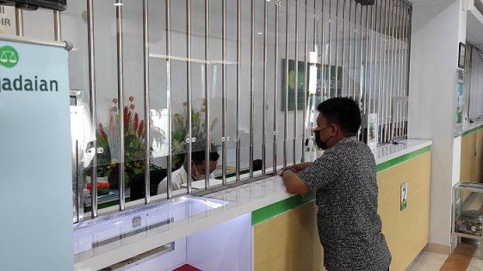 Pelayanan nasabah di kantor Pegadaian Cabang Manado Utara