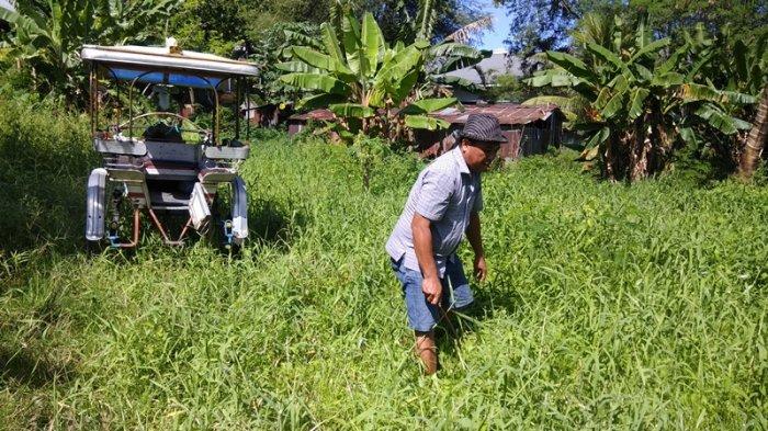 Alvian Noho (40), salah satu kusir Delman yang masih beroperasi di Kota Manado, Sulawesi Utara.