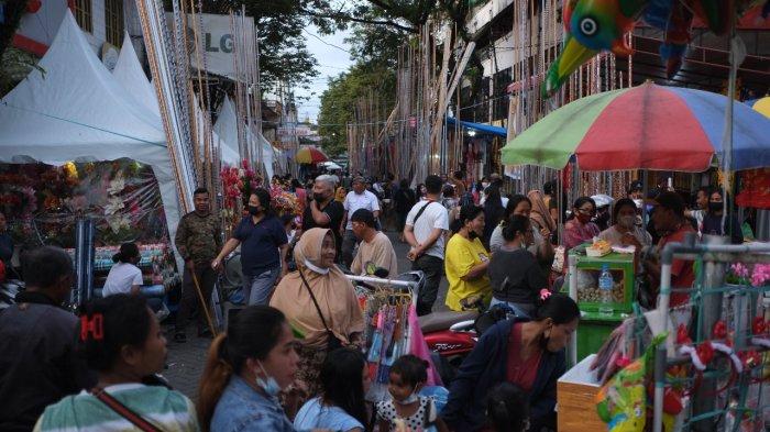 Area pasar senggol Kawasan Taman Kesatuan Bangsa, Senin (13/12/2021)