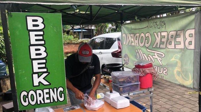Boni Rahadianto, Masterchef yang diputus kontrak dari pekerjaannya di sebuah kafe di Bali, sukses jadi juragan bebek yang jualannya laris manik.