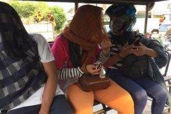 Satu Pasangan Unik Diamankan Sat Pol PP, Nenek 60 Tahun: Itu Pacar Saya dan Tidak Ada Yang Salah