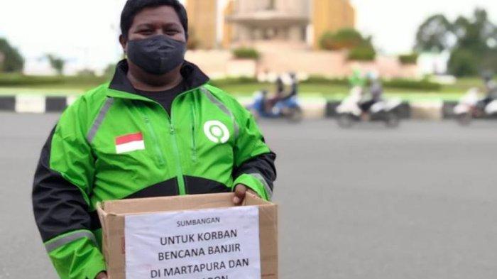 Dua driver Gojek di Kalimantan Selatan mendapat penghargaan Driver Jempolan atas aksi kepedulian sosial terhadap sesama korban banjir.