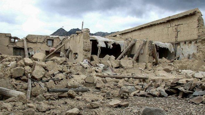 Gempa Bumi 5,9 SR Guncang Afghanistan, 1000 Orang Tewas dan 2000 Rumah Hancur