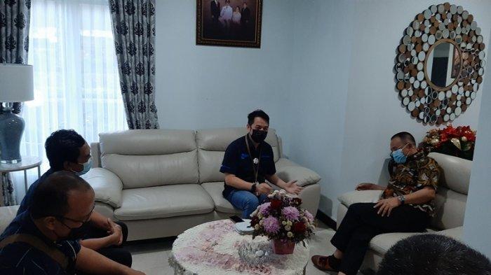 Jajaran Tribun Manado Beraudiensi dengan Wakil Wali Kota Tomohon