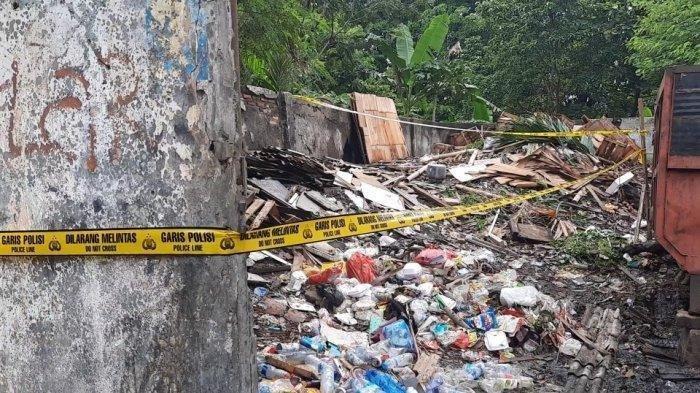 Jalan Gunung Gede Raya, Kelurahan Kayuringin, Bekasi Selatan, Kota Bekasi, Jawa Barat becerita soal penemuan potongan tubuh manusia.