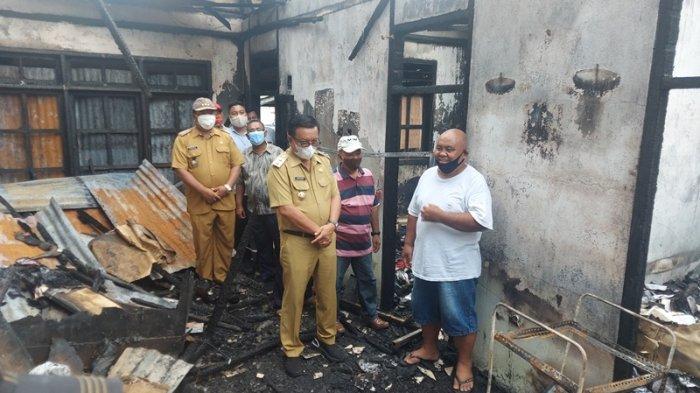 Gedung Pastori GPDI Eklesia di Kelurahan Batu Lubang Kecamatan Lembeh Selatan pasca peristiwa kebakaran, disambangi pemerintah Kecamatan dan Wakil wali kota Bitung Ir Maurtis Mantiri MM, Selasa (23/3/2021).