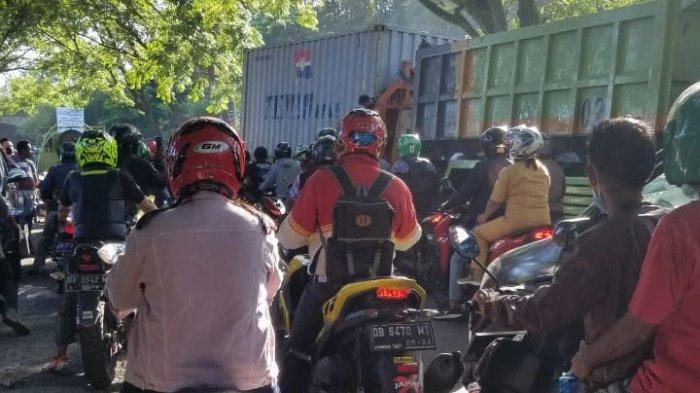 Kecelakaan lalu lintas terjadi di Jalan ringroad, Kota Manado Provinsi Sulawesi Utara pada Selasa (27/04/2021) pukul 08.00 Wita.