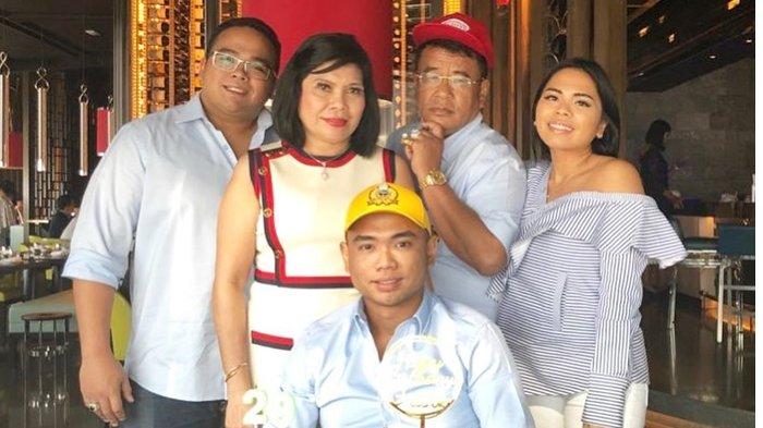 Keluarga Hotman Paris Hutapea