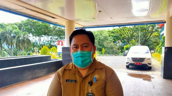 Kepala Dinas Kesehatan Minut Alain Beyah
