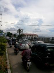 Pengucapan Syukur, Lalu Lintas Minsel Padat Merayap