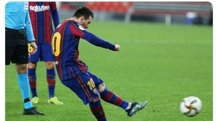 Lionel Messi mencetak gol penalti ke-4 di Liga Champions musim ini saat membuka skor untuk Barcelona di laga kontra PSG.
