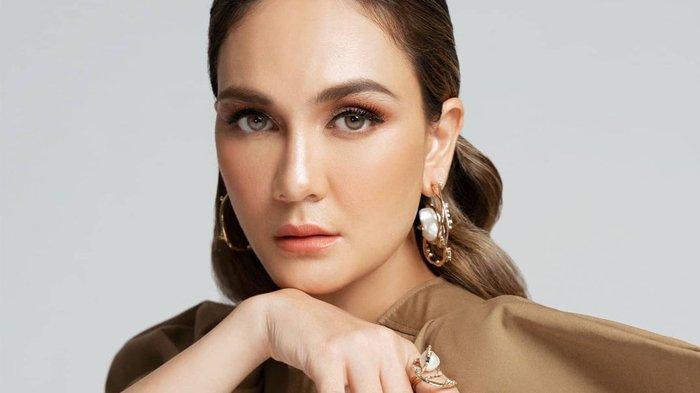 Luna Maya