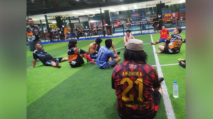 ARCI atau Aerox Riders Club Indonesia Manado Chapter dan ASRI atau Asosiasi Single Rider Indonesia Manado main Futsal.