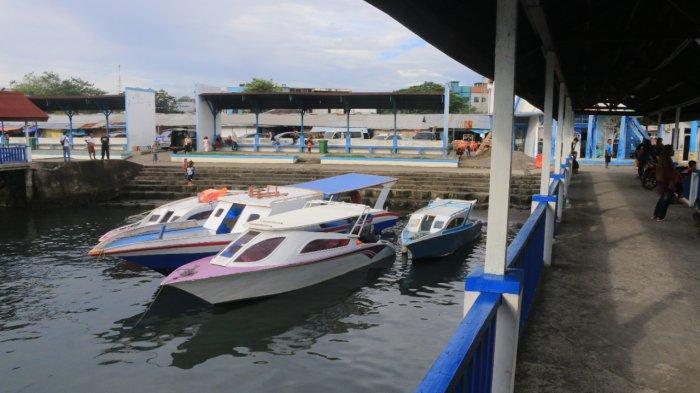 Pelabuhan Wisata Kalimas Kota Manado, Senin (29/11/2021).