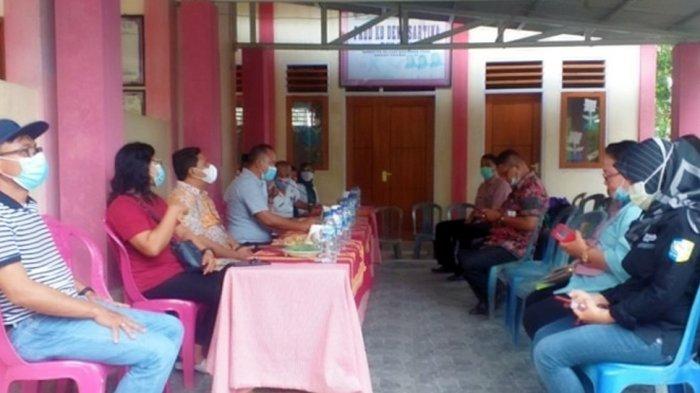Pemerintah Desa Saleo Satu saat menggelar pertemuan sosialisasi penanganan Stunting.