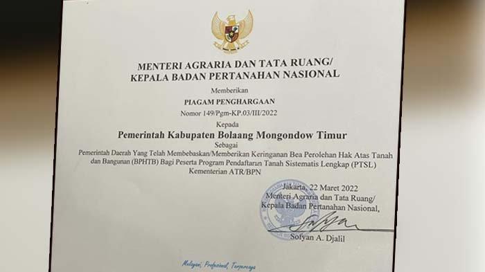 Penghargaan dari Menteri Agraria dan Tata Ruang/Kepala Badan Pertanahan Nasional (ATR/BPN) RI, Sofyan A. Djalil.